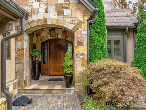 22 Foxbridge Way Arden NC 28704