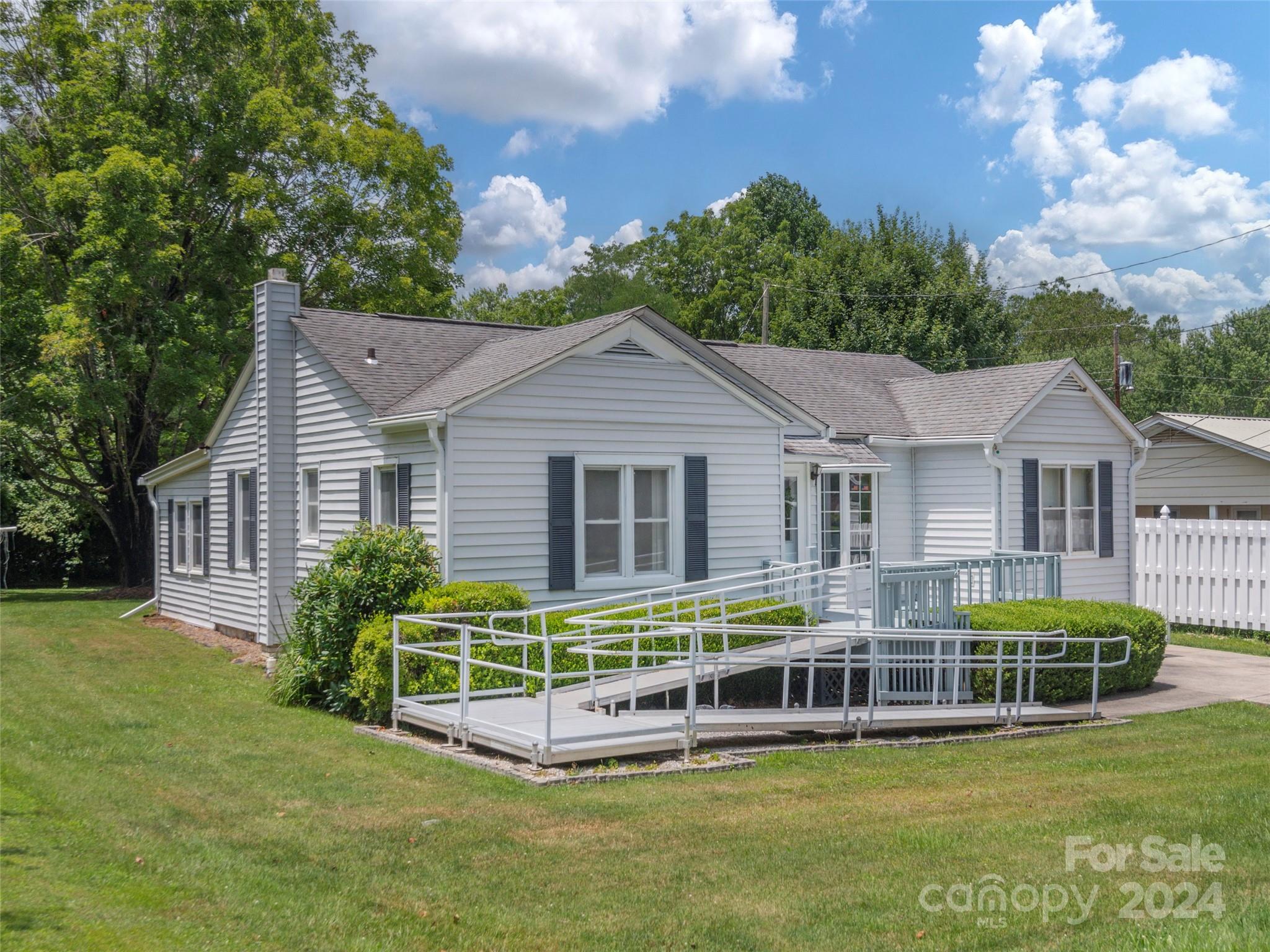 105 Playground Street Waynesville NC 28786