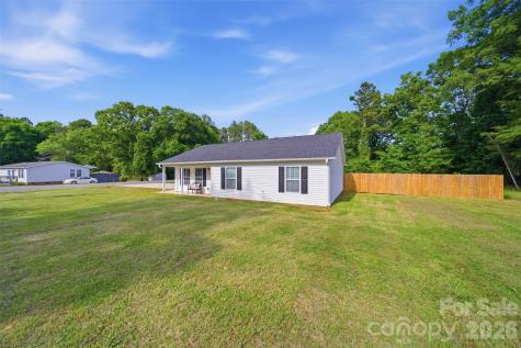 5694 Hillsdale Drive Fort Lawn SC 29714