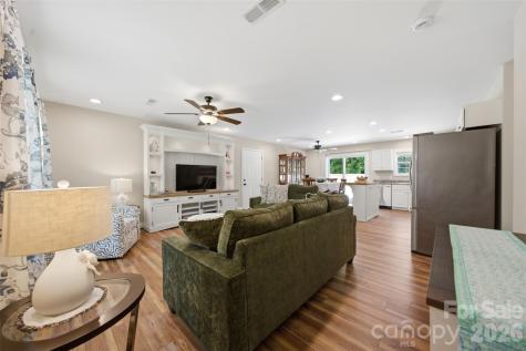 5694 Hillsdale Drive Fort Lawn SC 29714