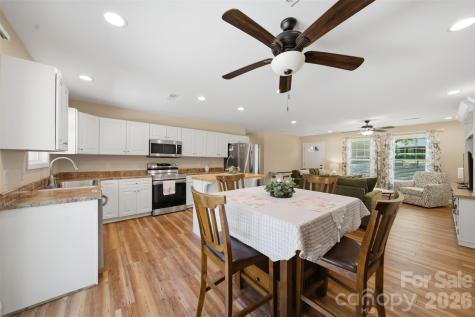 5694 Hillsdale Drive Fort Lawn SC 29714