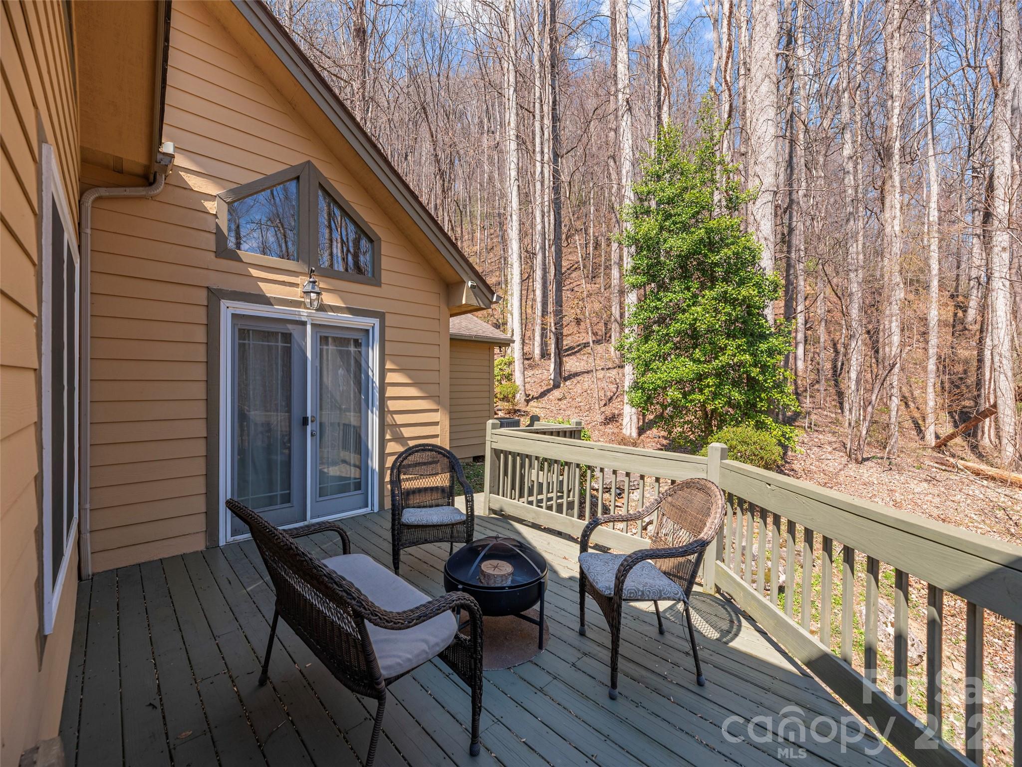 90 Lionheart Lane Maggie Valley NC 28751