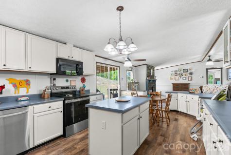 152 Pioneer Ridge Sparta NC 28675