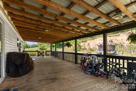 152 Pioneer Ridge Sparta NC 28675