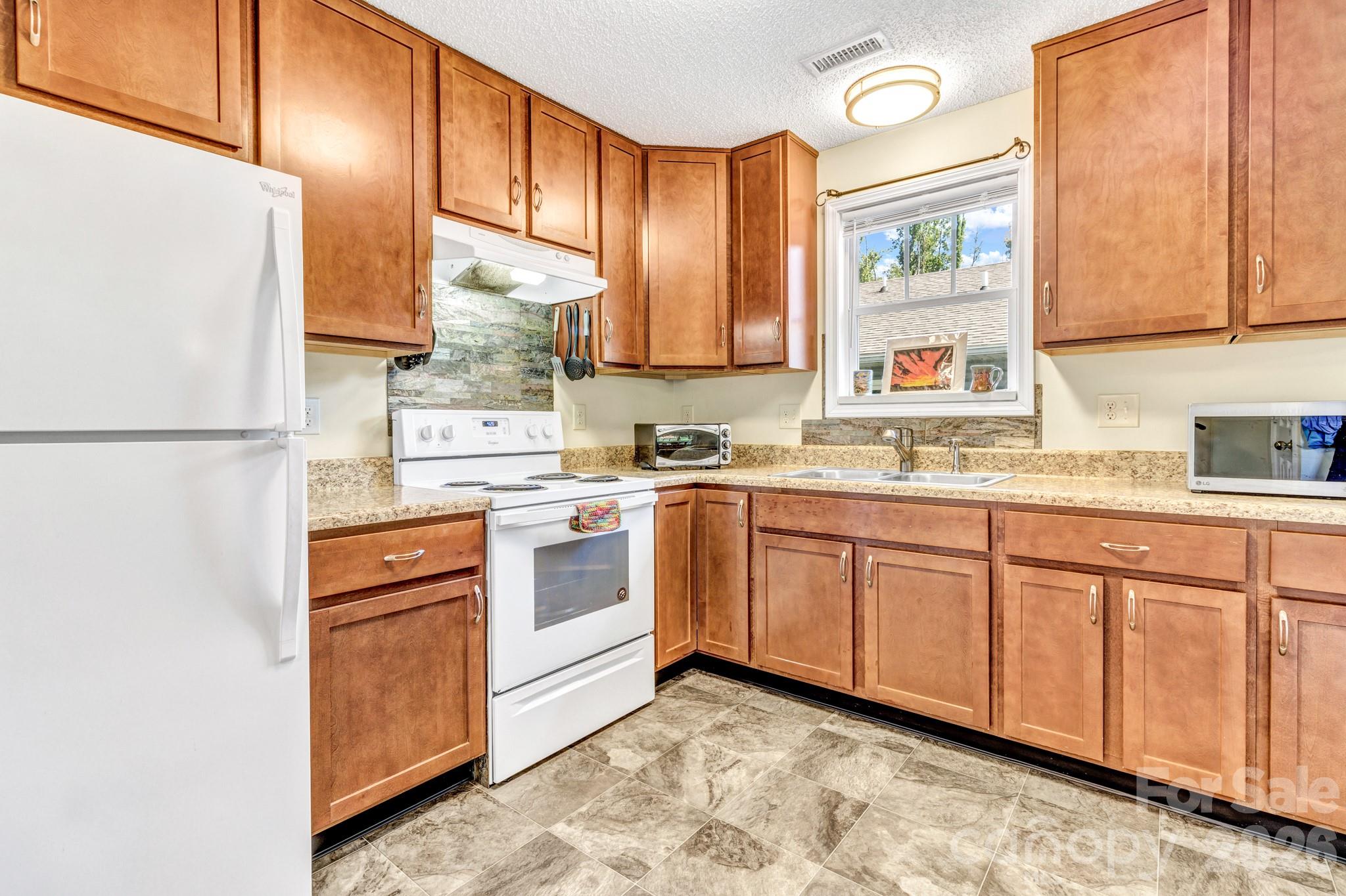 4 Mckinley Avenue Asheville NC 28803