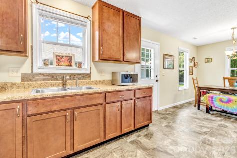 4 Mckinley Avenue Asheville NC 28803