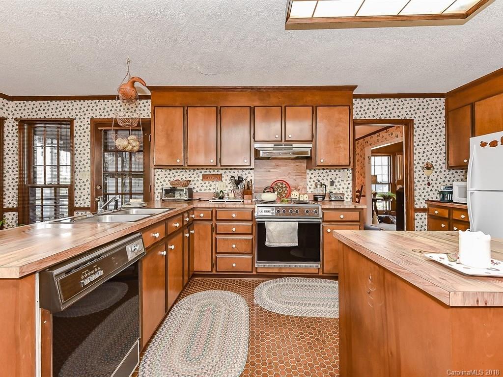 10202 Rocking Chair Road Matthews NC 28105