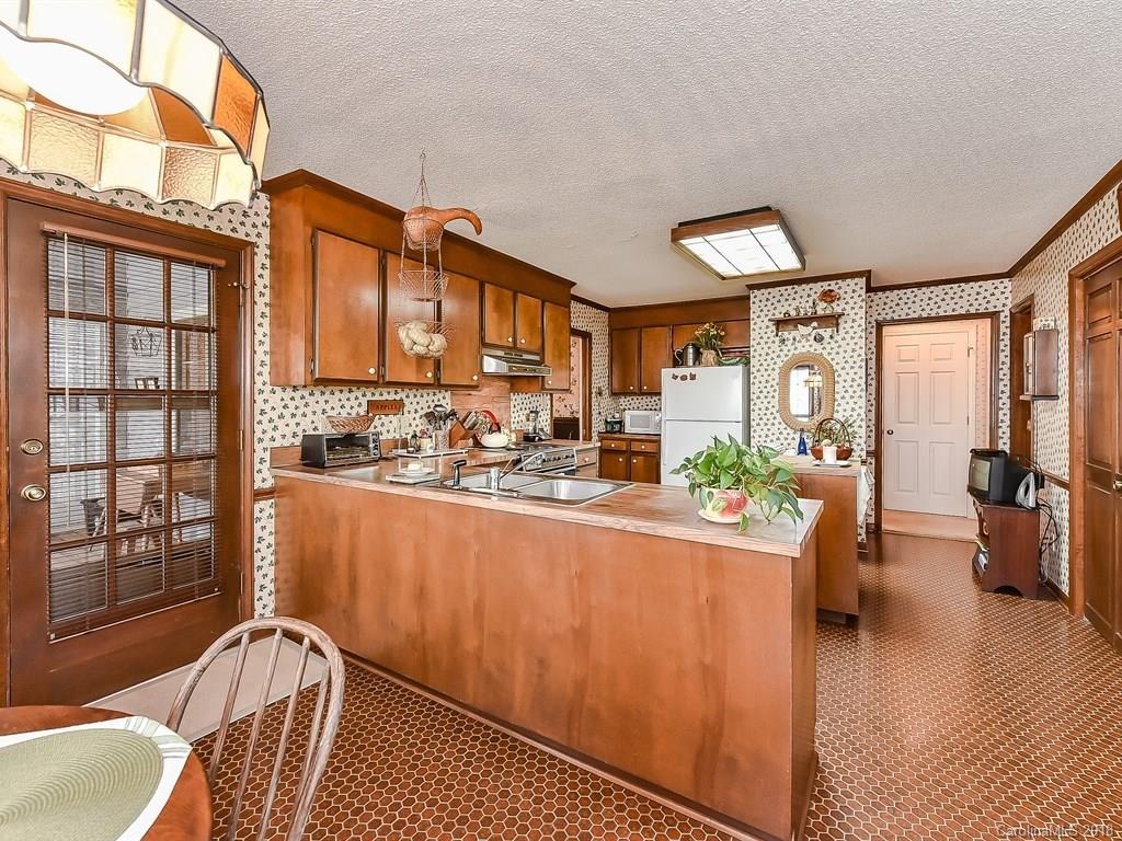 10202 Rocking Chair Road Matthews NC 28105