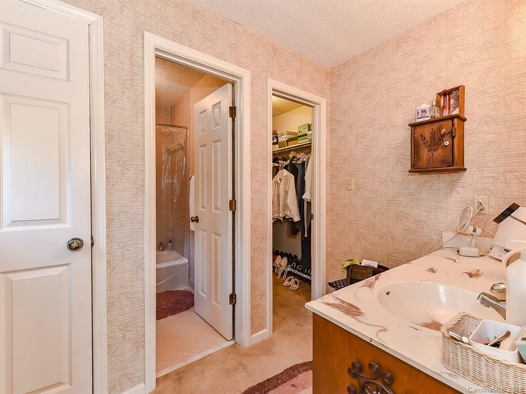 10202 Rocking Chair Road Matthews NC 28105
