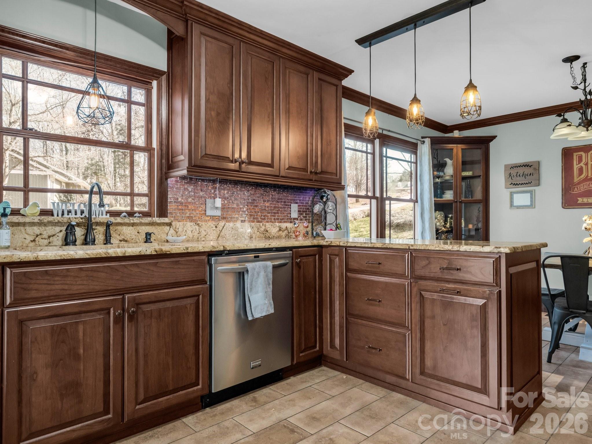 108 Three Oaks Lane Kings Mountain NC 28086