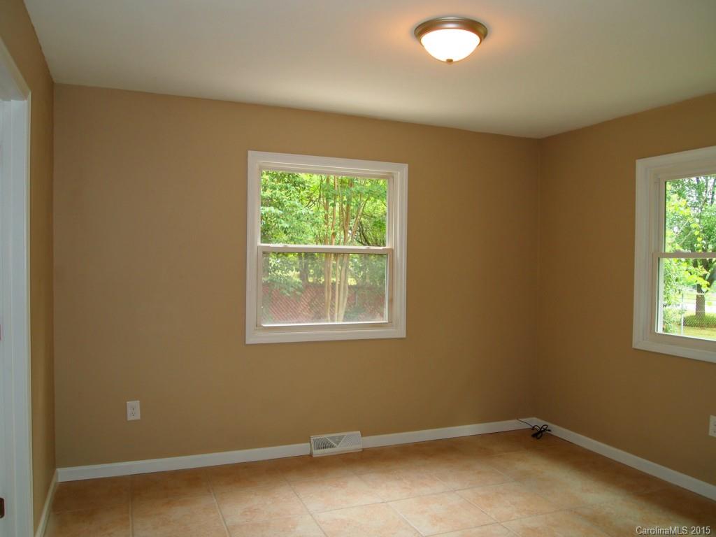 8536 Sharonbrook Drive Charlotte NC 28210