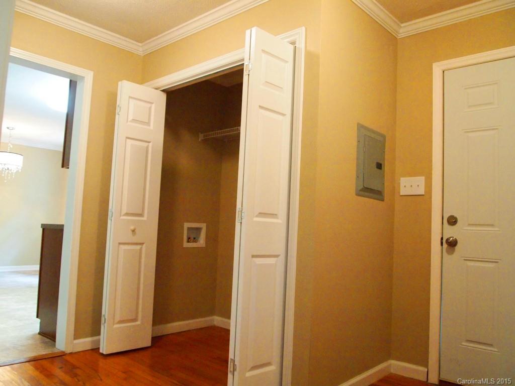 8536 Sharonbrook Drive Charlotte NC 28210