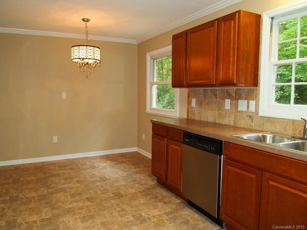 8536 Sharonbrook Drive Charlotte NC 28210