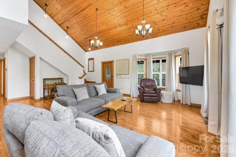 491 High Top Drive Fletcher NC 28732