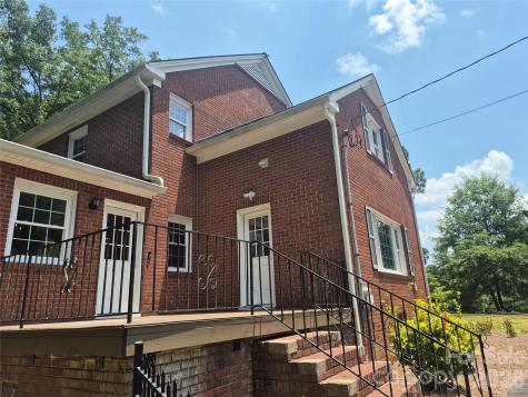 215 Biscoe Road Troy NC 27371