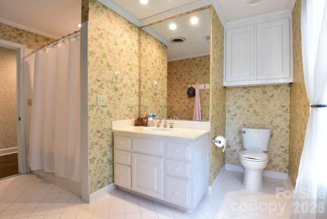 215 Biscoe Road Troy NC 27371