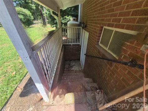 215 Biscoe Road Troy NC 27371