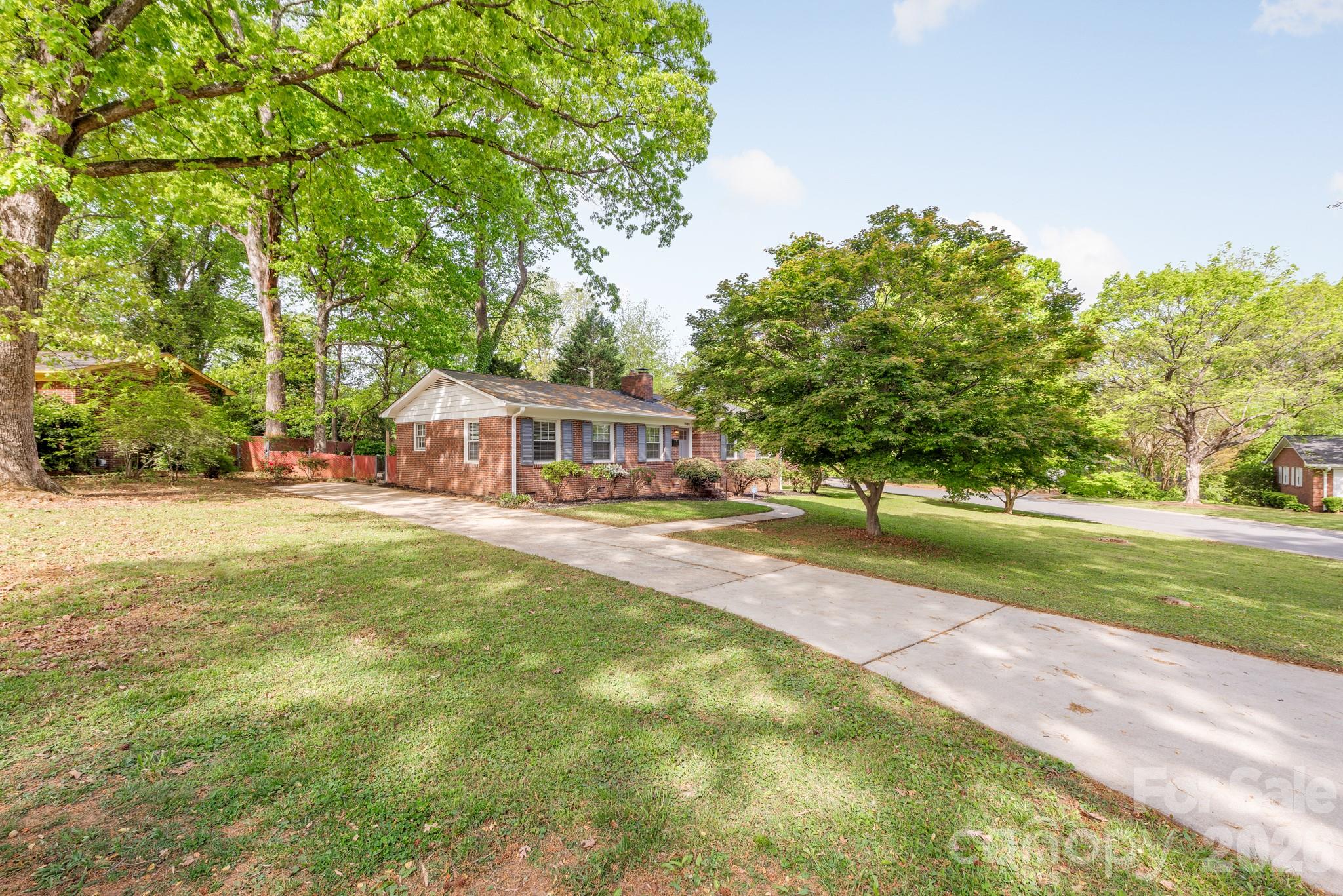 1940 Lansdale Drive Charlotte NC 28205