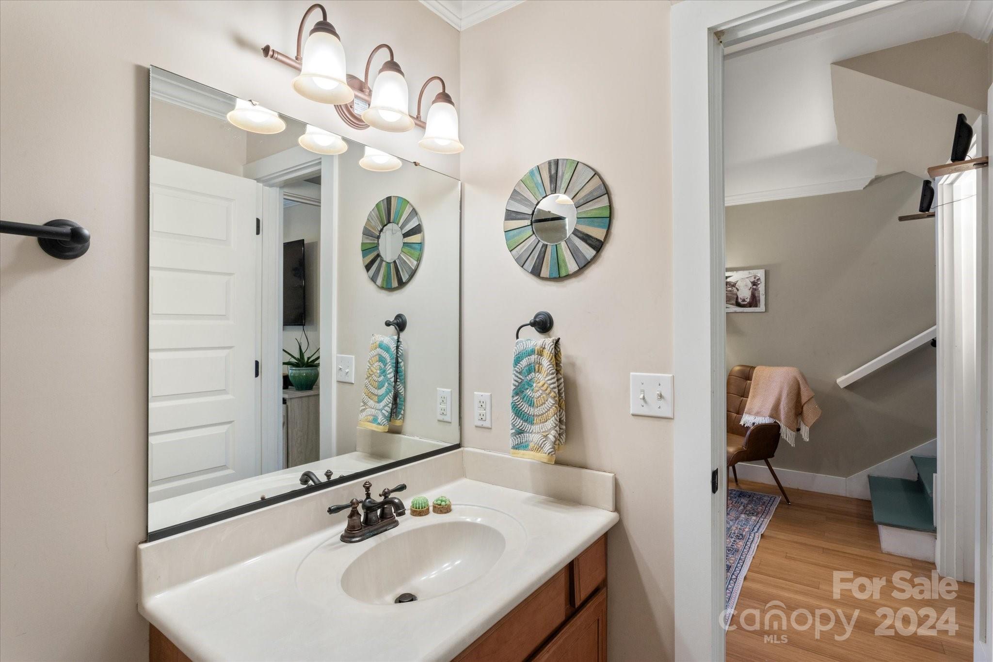 9 Annie Street Asheville NC 28806