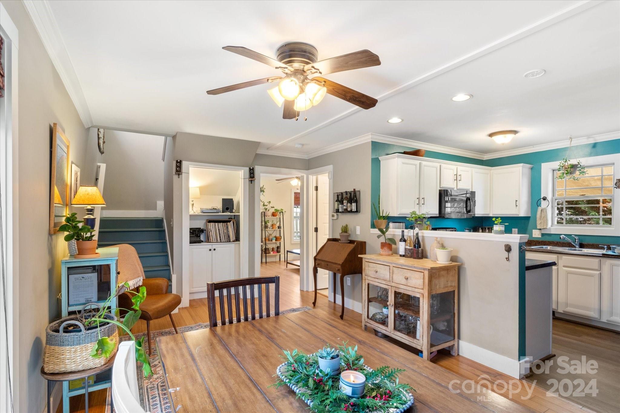 9 Annie Street Asheville NC 28806