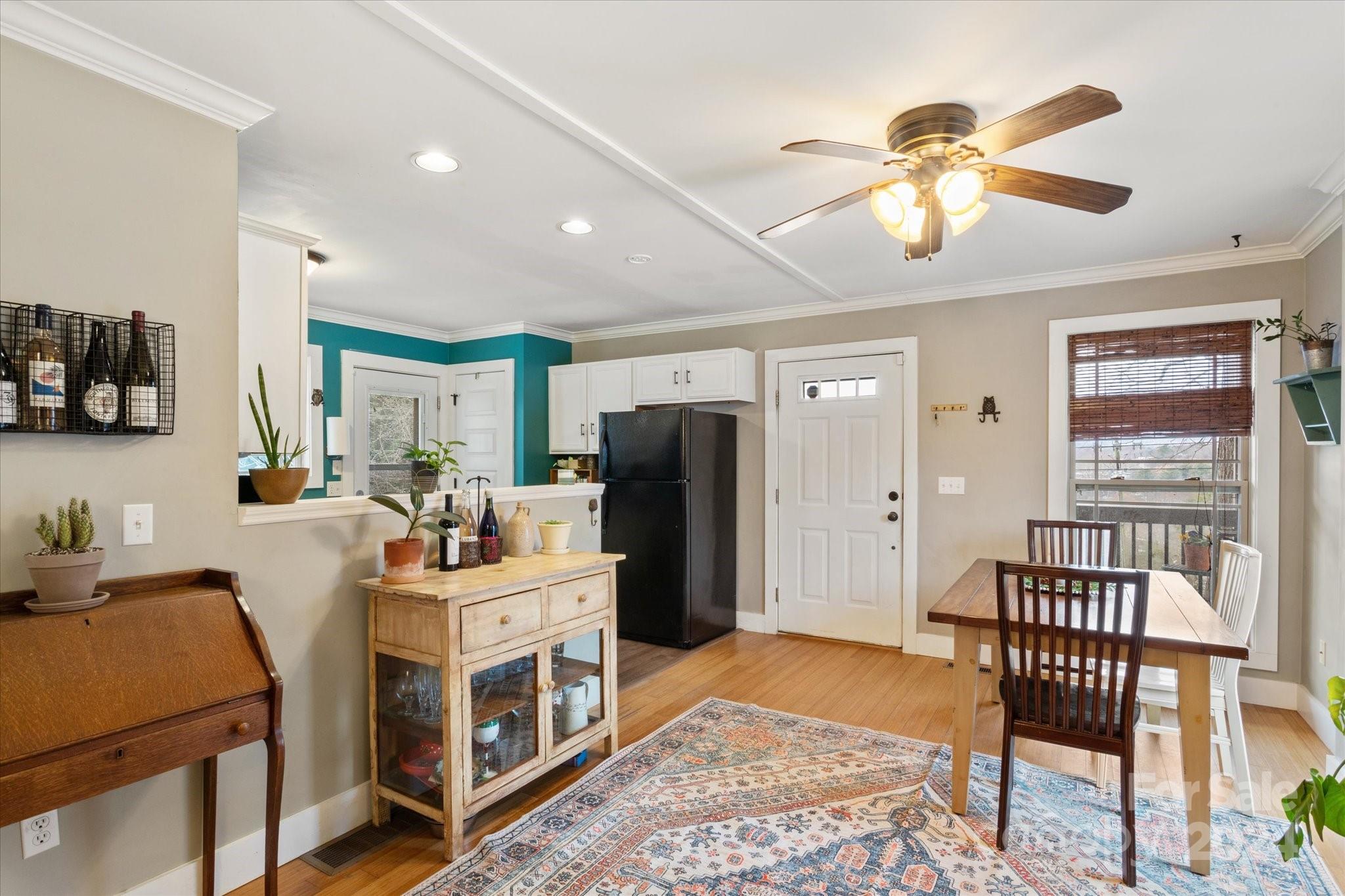 9 Annie Street Asheville NC 28806