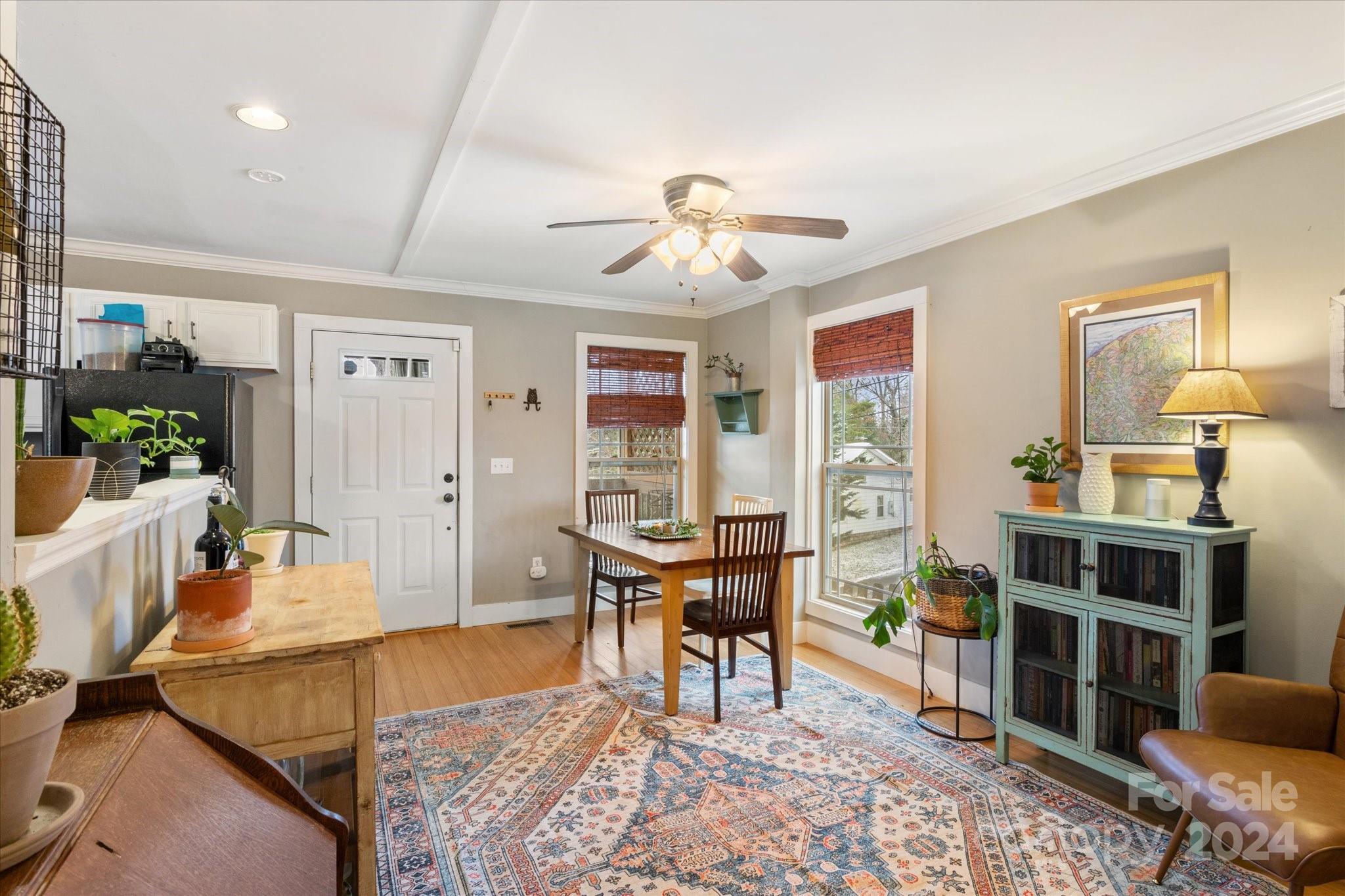 9 Annie Street Asheville NC 28806