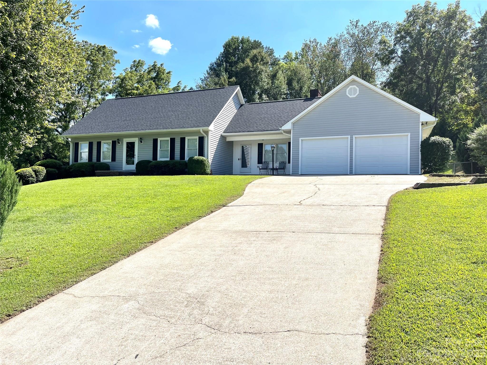 1108 Woodbine Place NE Lenoir NC 28645