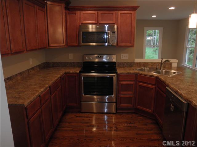 1232 Long Paw Lane Charlotte NC 28214