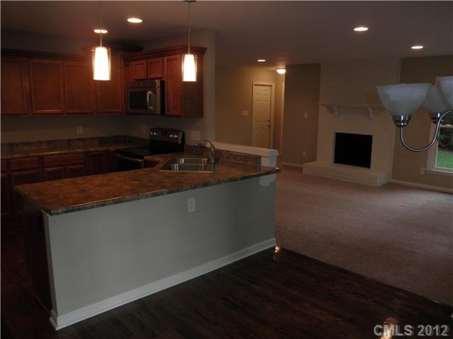 1232 Long Paw Lane Charlotte NC 28214
