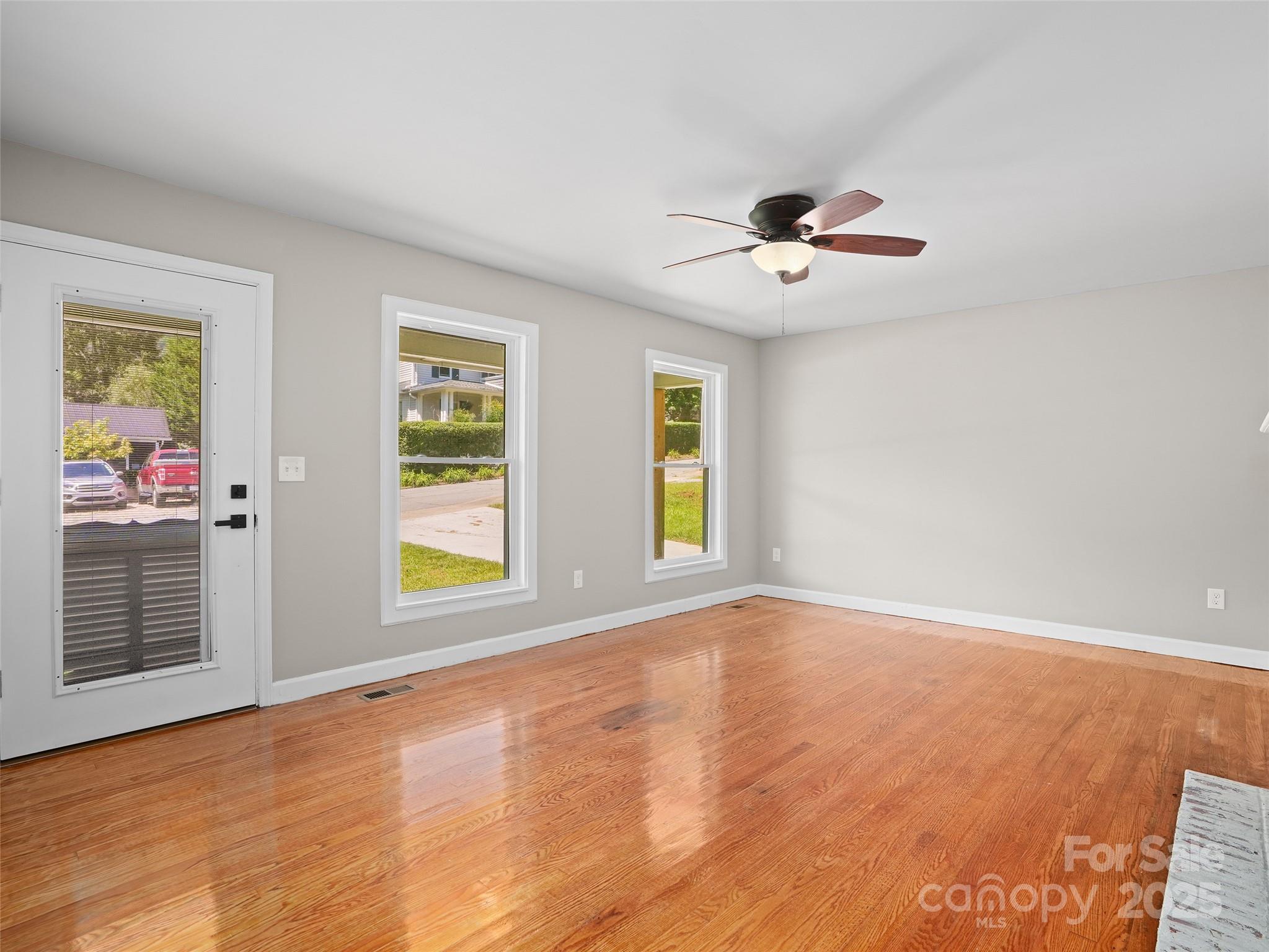 220 Love Lane Waynesville NC 28786