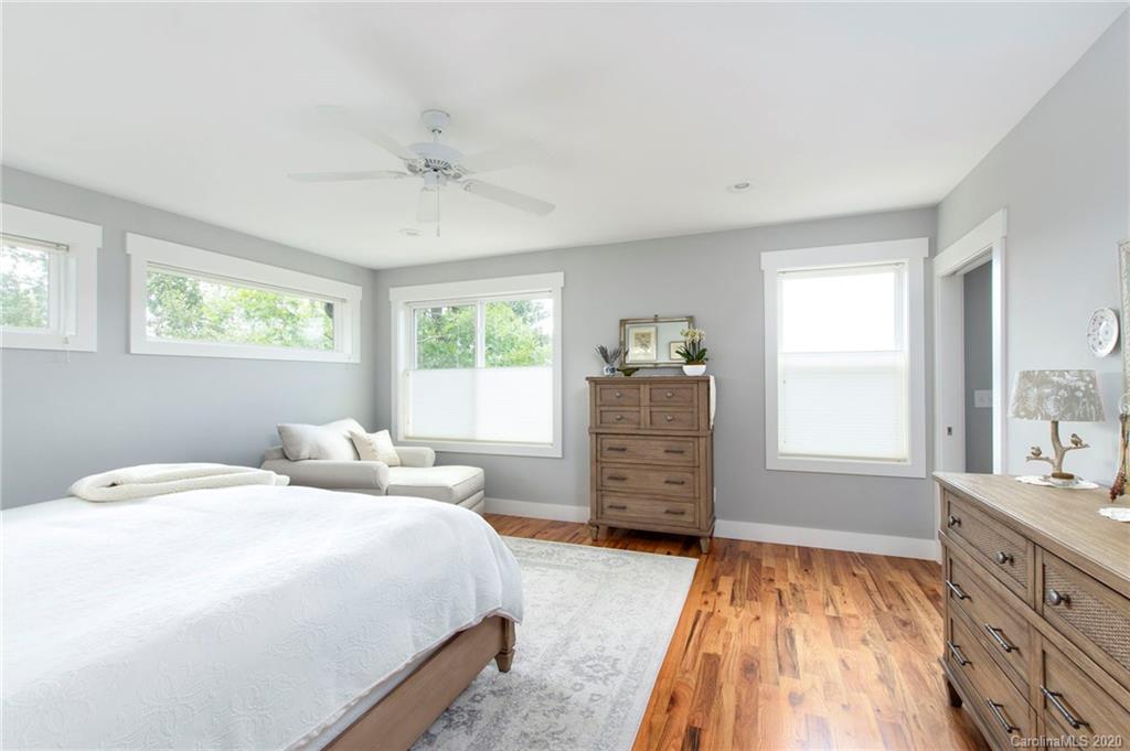 19 Metcalf Street Asheville NC 28806