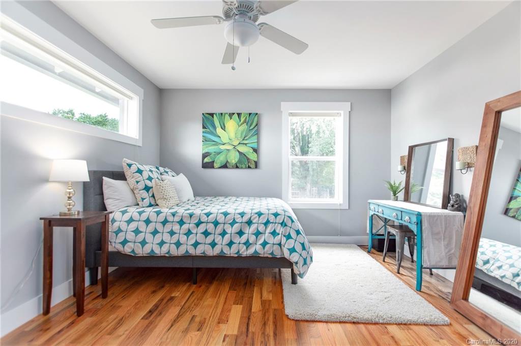 19 Metcalf Street Asheville NC 28806