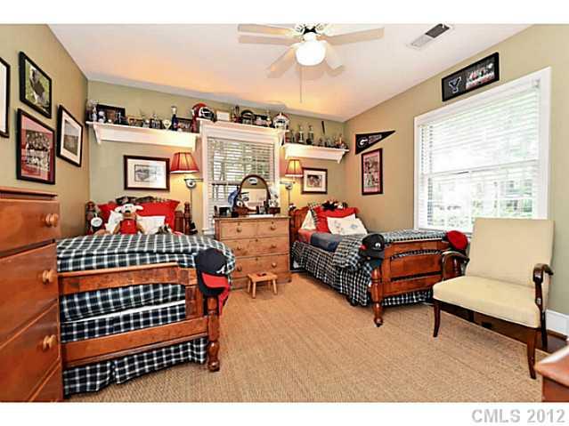 168 Huntley Place Charlotte NC 28207