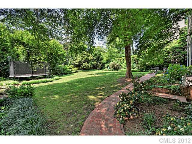 168 Huntley Place Charlotte NC 28207