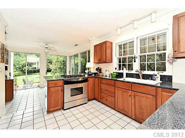 168 Huntley Place Charlotte NC 28207