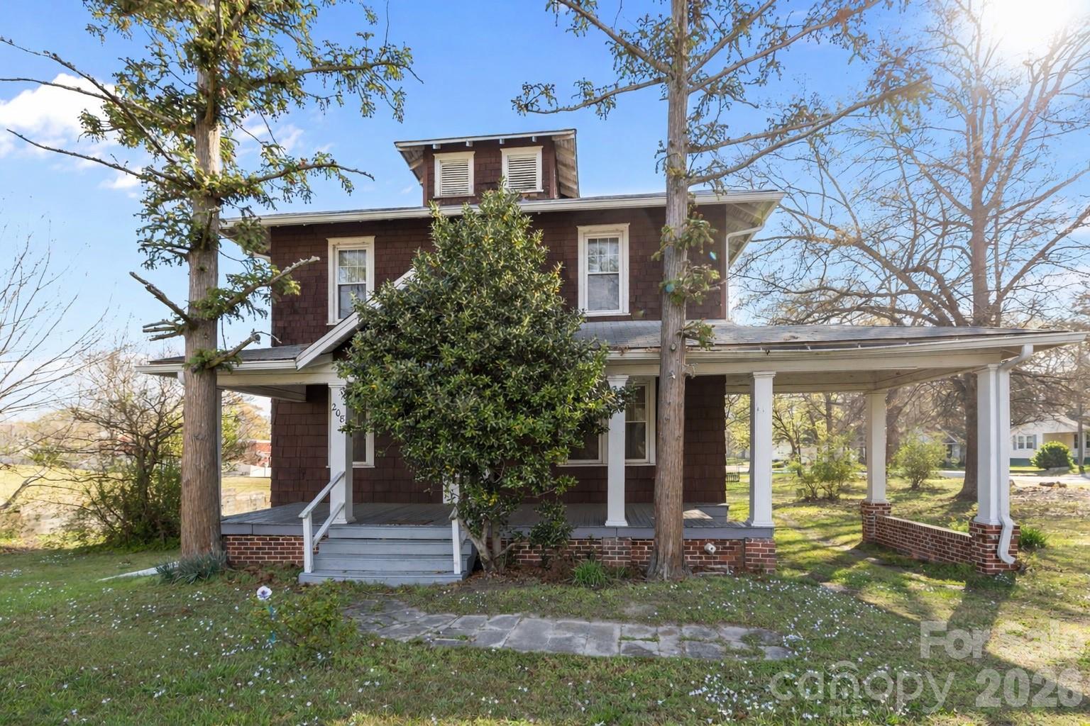 208 S Myrtle School Road Gastonia NC 28052