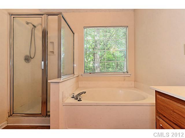 10909 Jardin Way Charlotte NC 28215