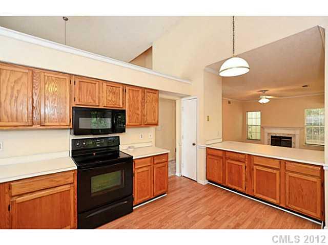 10909 Jardin Way Charlotte NC 28215