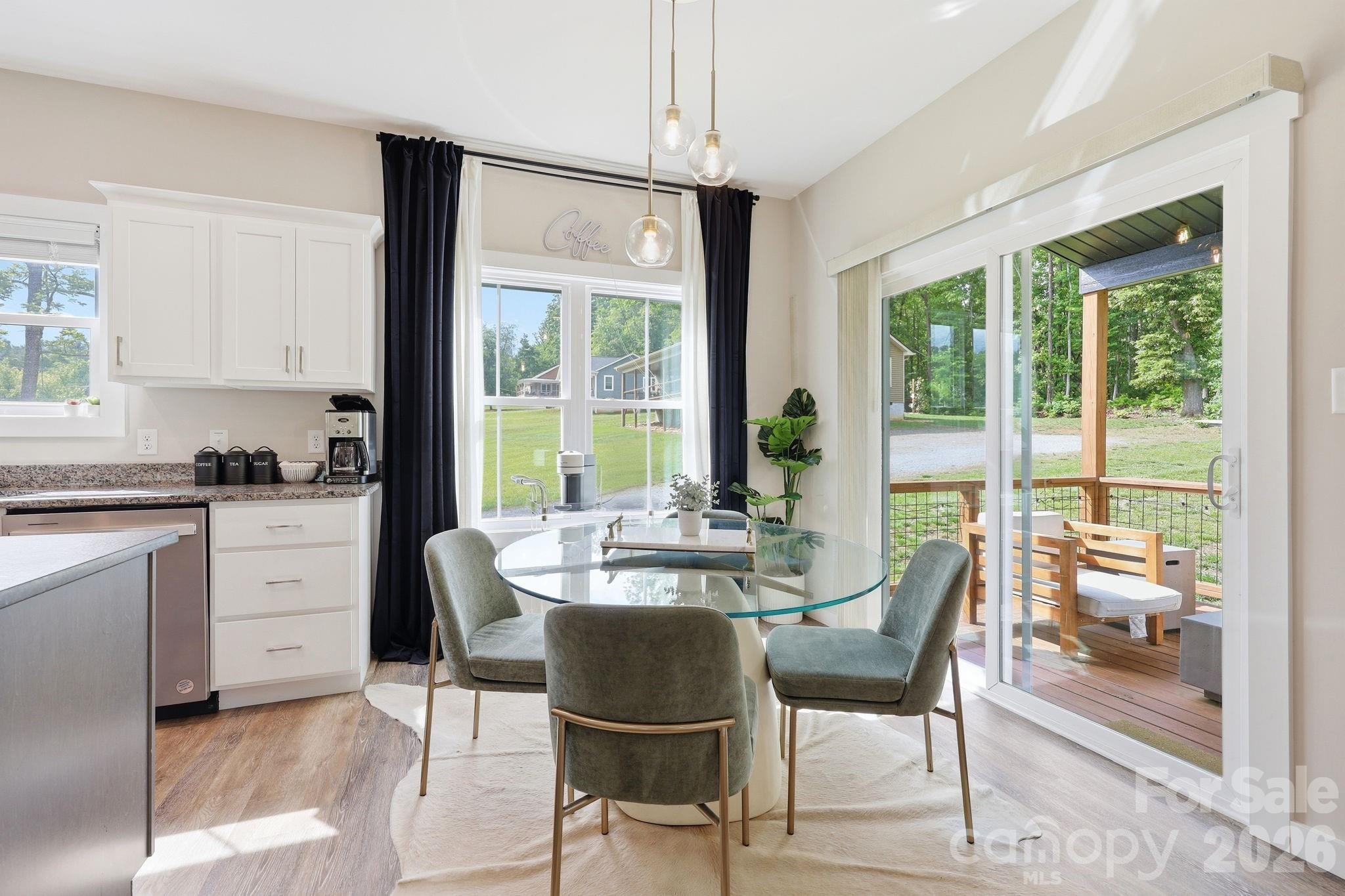 27 Ben Lippen Road Asheville NC 28806