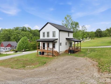 27 Ben Lippen Road Asheville NC 28806