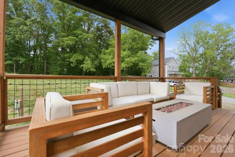 27 Ben Lippen Road Asheville NC 28806
