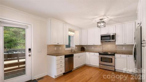 187 Pine Village Lane Blowing Rock NC 28605