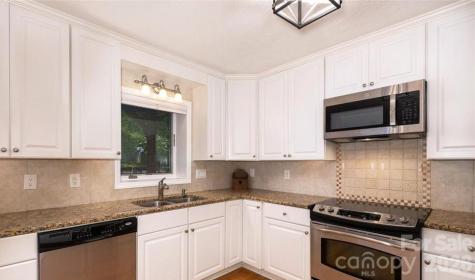 187 Pine Village Lane Blowing Rock NC 28605