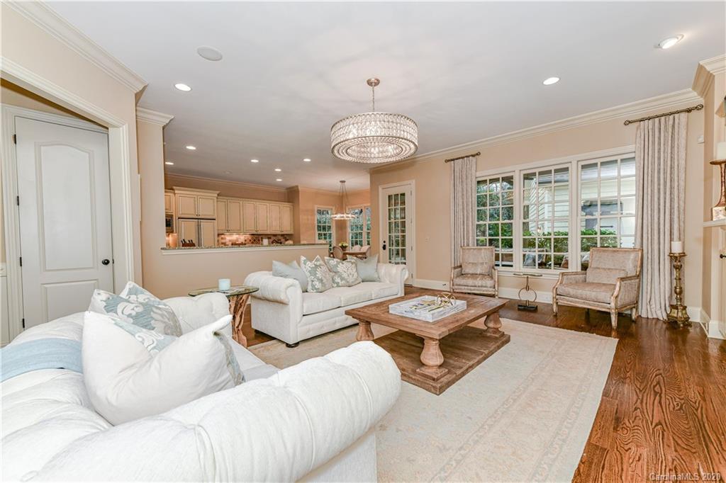 921 Mason Oaks Court Charlotte NC 28211