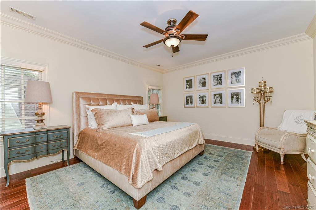 921 Mason Oaks Court Charlotte NC 28211