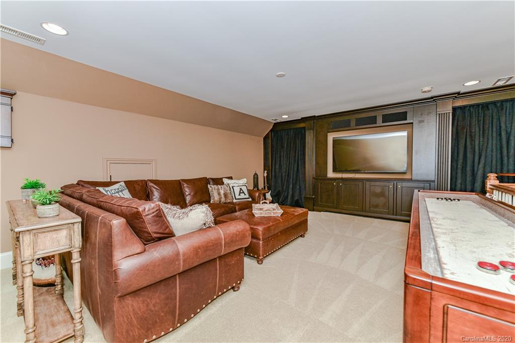 921 Mason Oaks Court Charlotte NC 28211