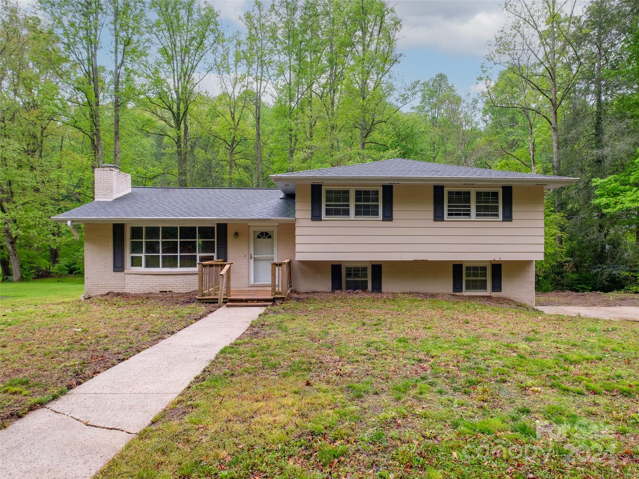 307 Kings Creek Road Brevard NC 28712