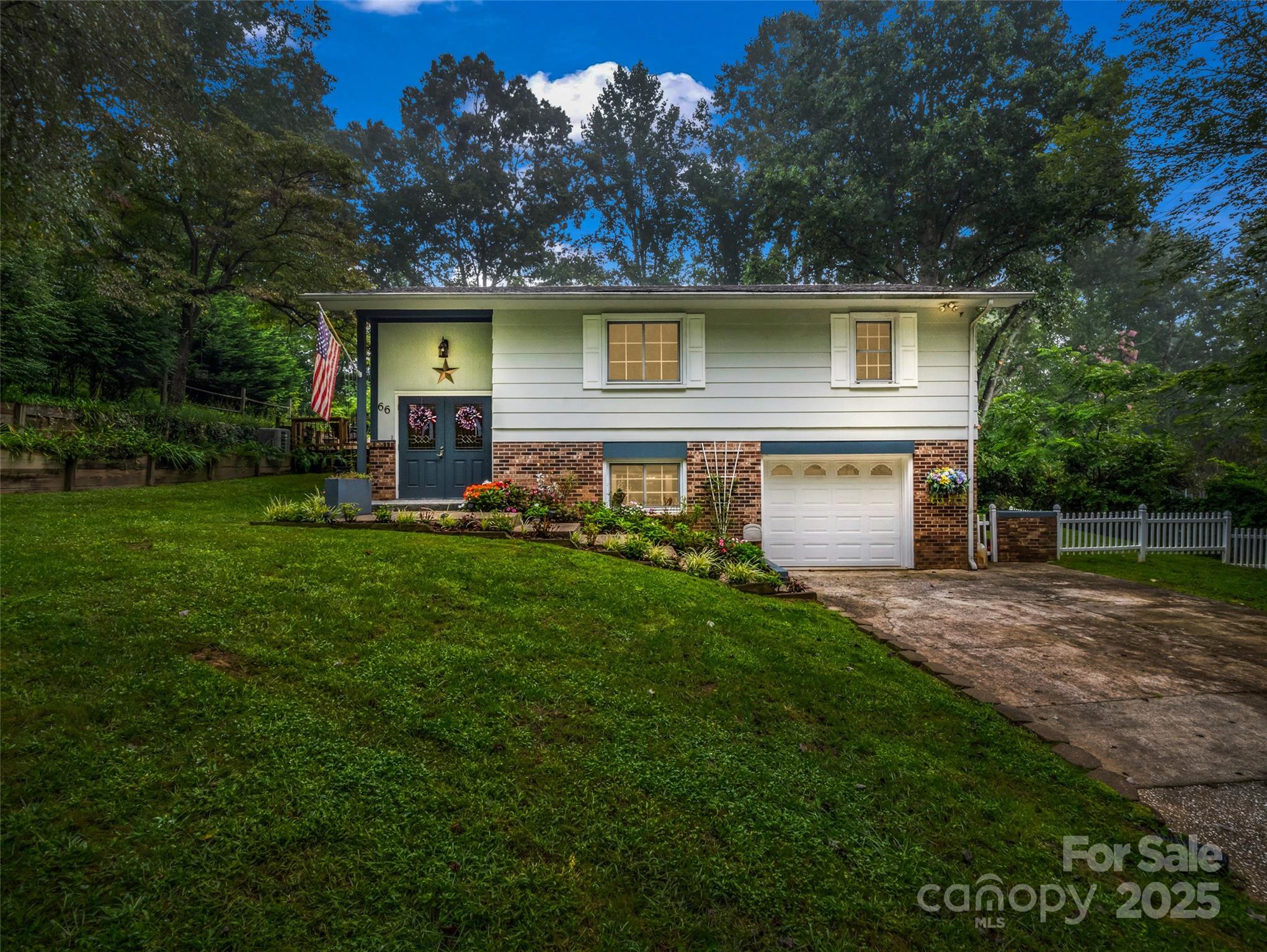 66 Barberry Heights Drive Brevard NC 28712