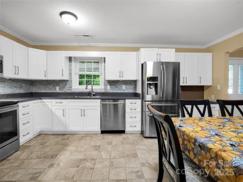 66 Barberry Heights Drive Brevard NC 28712