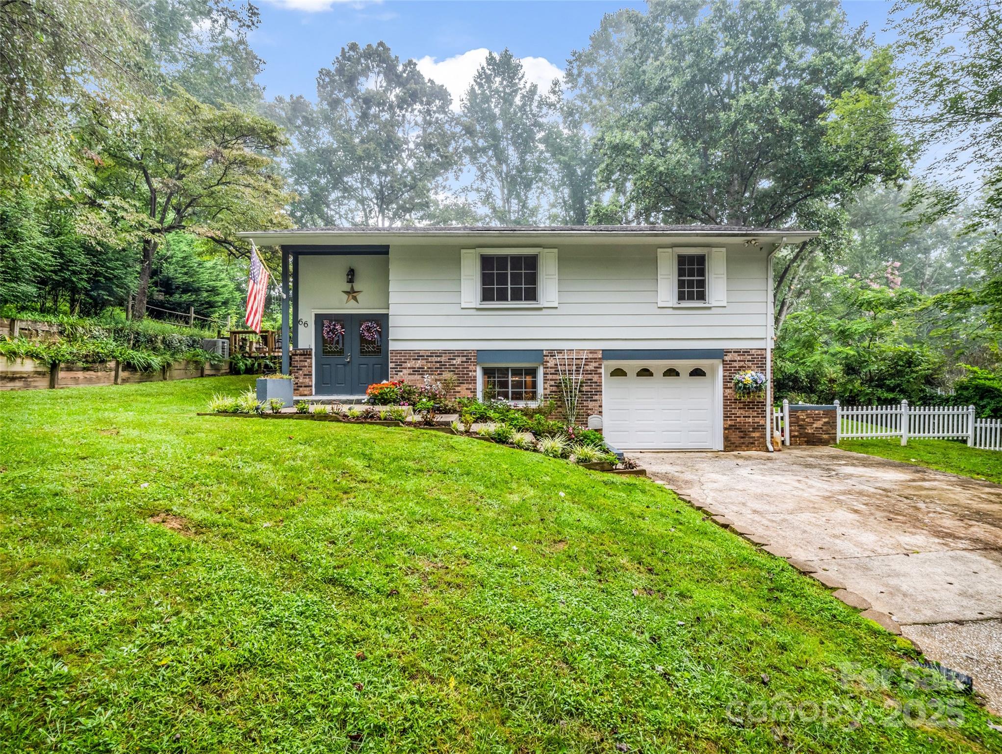 66 Barberry Heights Drive Brevard NC 28712